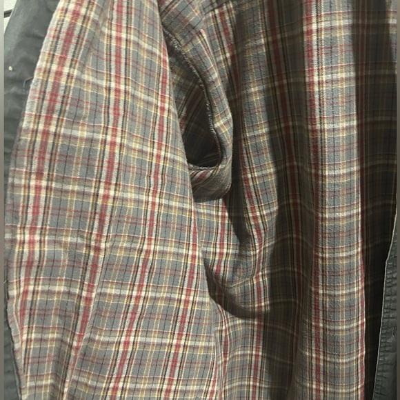 Cabela’s Coat - Picture 2 of 9